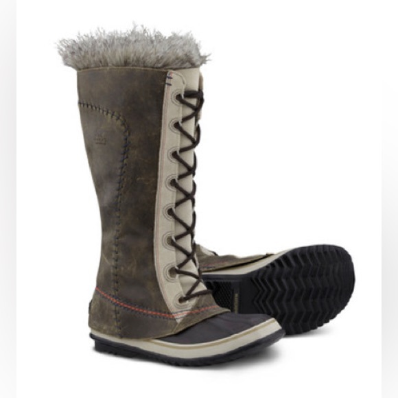 Sorel “Cate the Great” Waterproof Leather Winter Boots Women’s Size 8 - Picture 1 of 9
